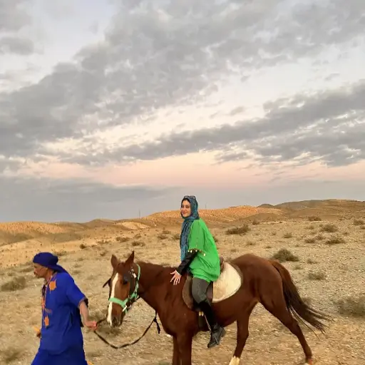 Expérience de Randonnée Équestre dans le Désert d'Agafay depuis Marrakech